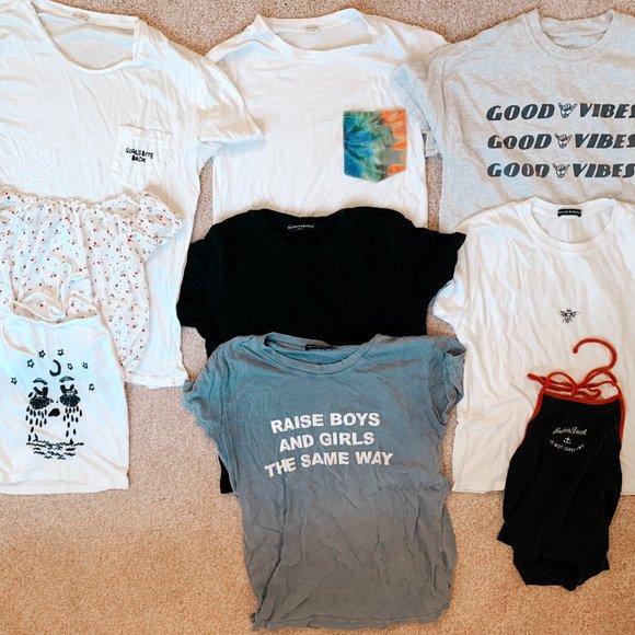 A look into my closet - Picture 7 of 7